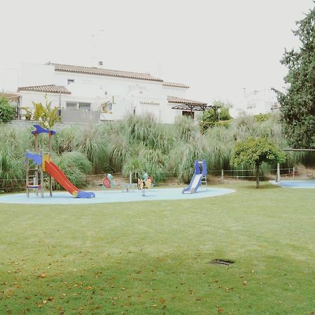 Mholidays Tomares Exterior photo